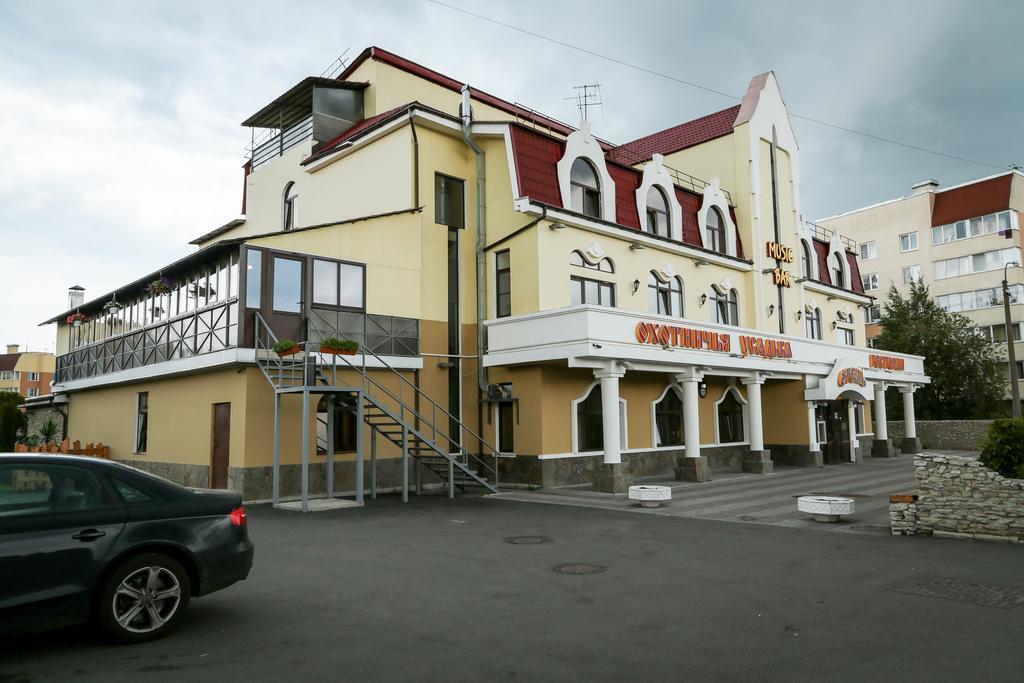 Hotel Ohotnichia Usadba Aleksandrovskaya  Dış mekan fotoğraf